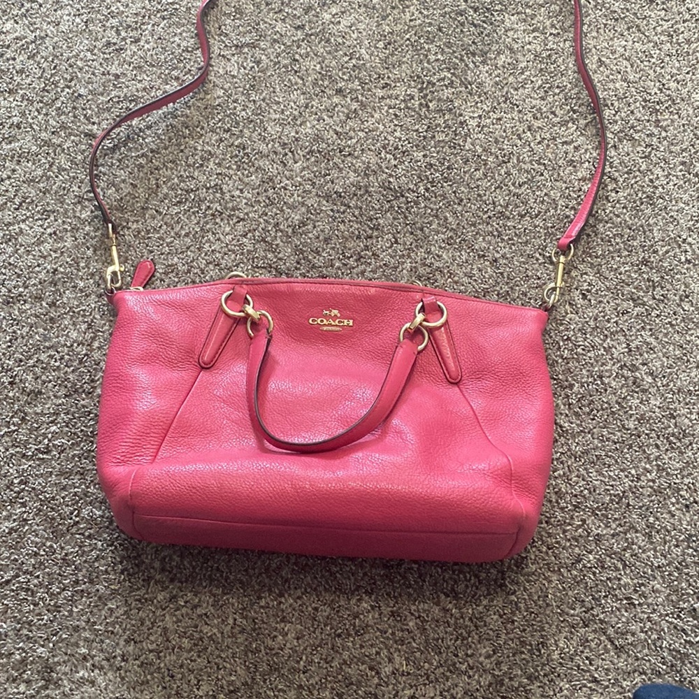 Pink coach purse!!